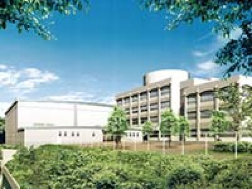 整備士としての経験を「学校の先生」として活かしませんか？