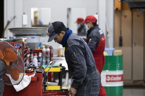 アウディ正規ディーラー3級整備士以上募集!｜年休平均123日！世界レベルの技術を学べる環境です