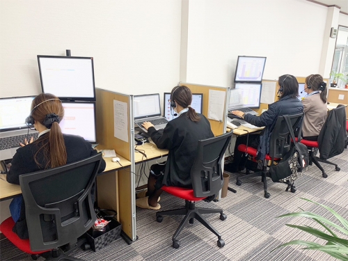 車検・点検の案内コールセンタースタッフ｜週4日～勤務時間も相談可！既存のお客様への電話案内業務