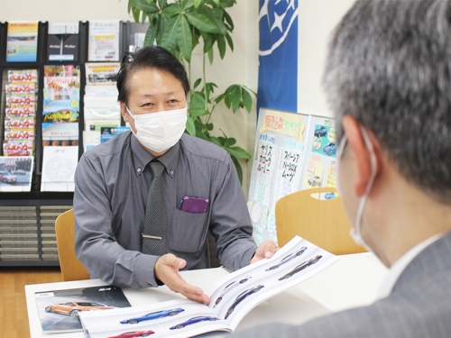 【✅正社員・経験者募集】お客様のカーライフを支えるプロへ！自動車販売営業✨