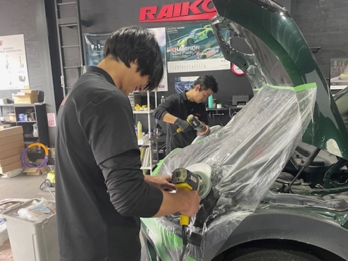 施工スタッフ募集。未経験、無資格OK