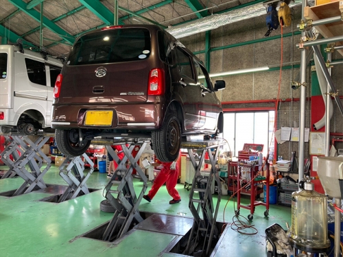 【自動車検査員（パート）／経験年数不問】シニア歓迎！福利厚生も充実で働きやすさ◎