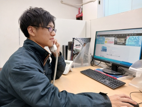 サービスアドバイザー（自動車チューニングショップ「KTS」）