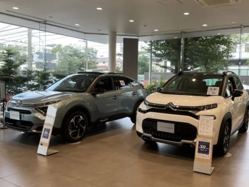 輸入自動車ディーラーの営業&ensp;年間休日122日　ルノー 横浜青葉 / アルピーヌ横浜青葉