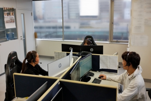 レッカー手配の受付・書類作成　シフト勤務<希望が出せます>　 基本【24時間勤務を月10日前後】です