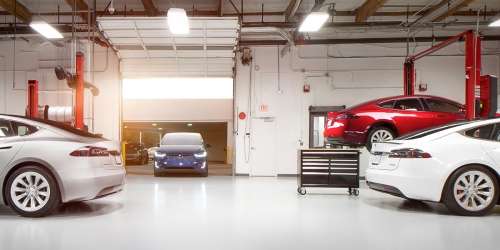【Tesla メーカー日本法人採用】電気自動車整備士