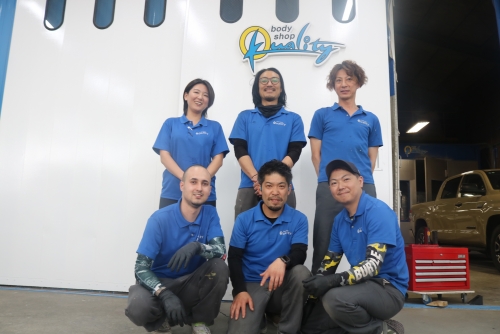 仕上がり重視の工場で腕を活かす　鈑金塗装経験者募集　月給35万円〜42万円（賞与あり・残業少なめ）