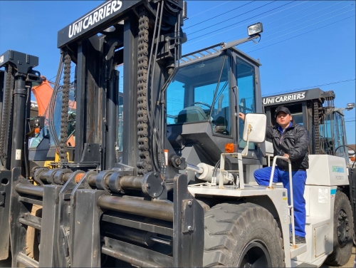 年間休日120日以上！残業少なめでプライベートも充実できる【建設機械整備職】