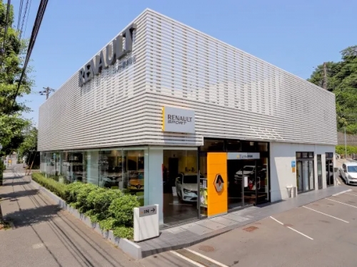 輸入自動車ディーラーの営業&ensp;年間休日122日　ルノー・フィアット／アバルト　横浜港南