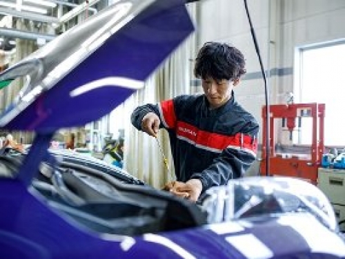 札幌市南区【日産ディーラー】メカニック募集！