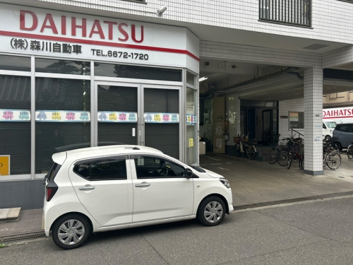 洗車スタッフ・軽作業｜未経験OK｜土日休み／無理なく働ける軽作業✅10時〜15時・週3日勤務✅副業可