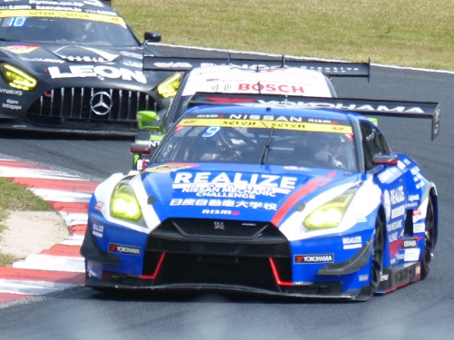 【1級整備士】スーパーGTメカニックチャレンジ参加実績あり。日産最高峰の技術へ。