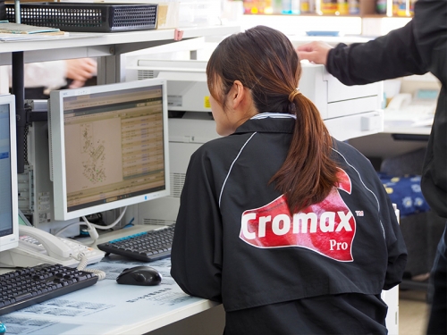 自動車部品・用品などの受注受付｜未経験者でもOK！異業種からの転職の方が多数活躍！