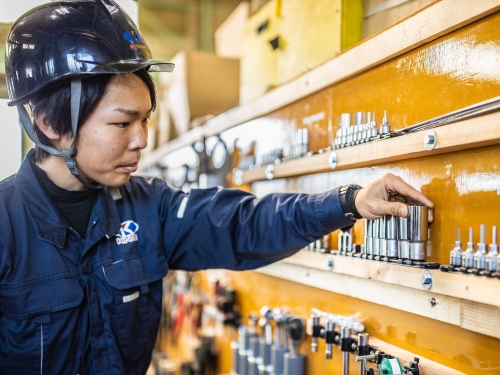 【整備職】福岡県福岡市／40期連続黒字経営の安定企業！／建機レンタル業界