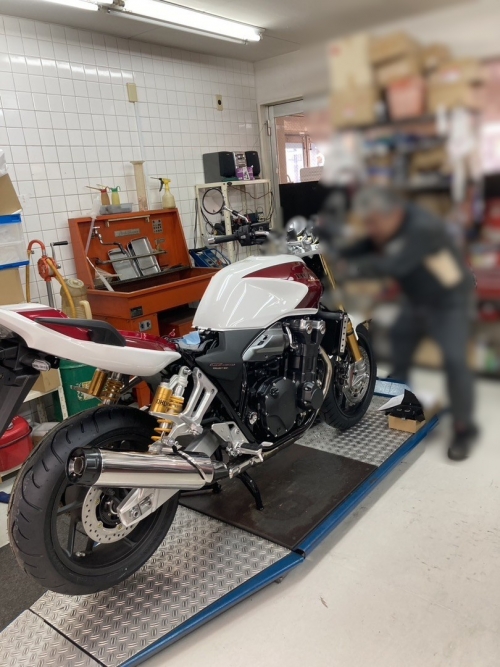 週1日～OK！働きやすさで選ぶならココ。バイク好きが集まる整備バイト＠八幡