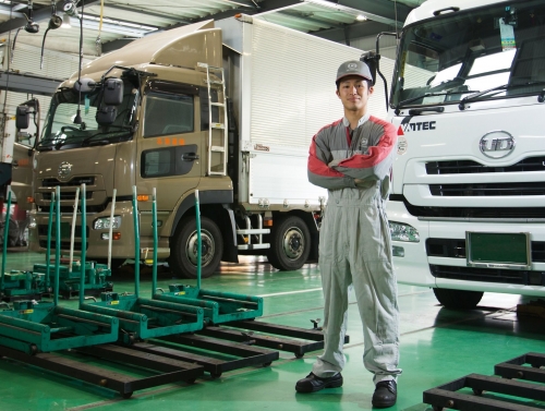 自動車のプロの皆さん、転職は転職のプロにお任せ下さい！