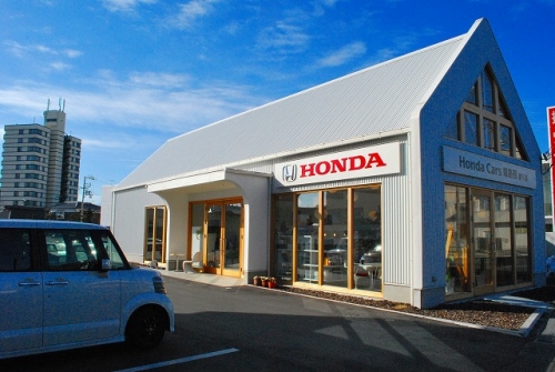 残業ほぼ無し、資格支援あり、祝日半分休日です。未経験者大歓迎！