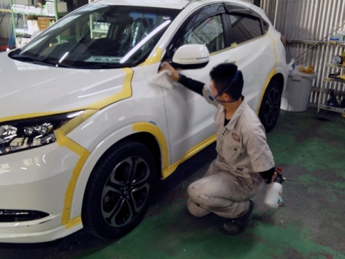 自動車の鈑金塗装（安定基盤・年間休日125日）／ENEOSグループ✅安定と家族時間を、その手で