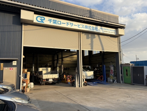整備工場長補佐　3年間離職者０人/年休126日/月残業10時間/賞与年３