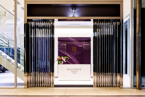 ポルシェ／名古屋市天白区【メカニック】年間休日120日！