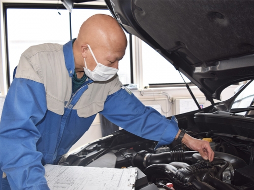 【正社員✅未経験歓迎】▶︎「仕事が楽しい」と語る理由とは？先輩整備士へインタビュー！✨