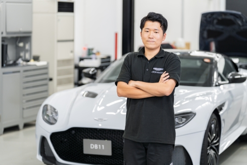 ≪新木場×メカニック≫アストンマーティン正規ディーラー/年休120日/賞与5か月分実績/日曜定休★