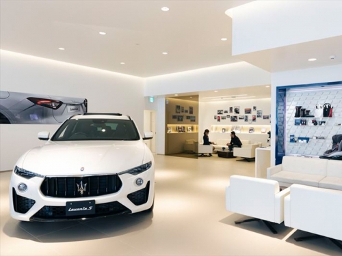 【マセラティ】セールススタッフ募集｜イタリアが誇るラグジュアリースポーツカーの世界へ