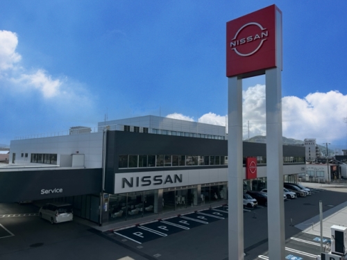 働きやすい環境！年間休日112日！創業75年、メーカー資本の日産ディーラーでキャリアアップ！