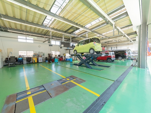 【工場長候補】キャリアアップを目指す 2級整備士以上の方を募集（指定工場）