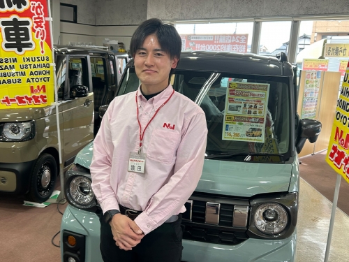 自動車の販売職を募集✨社員インタビュー掲載✅平均年収570万⭐️年収1,000万プレイヤーも在籍