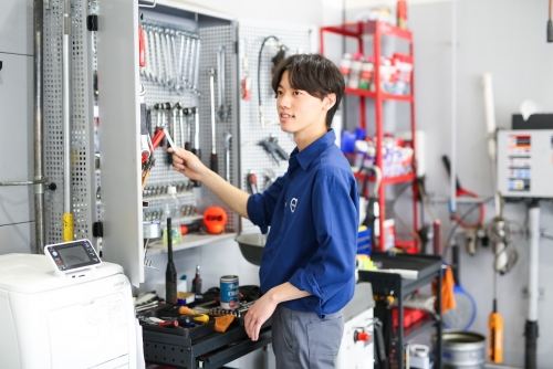 ≪横浜市青葉区×パーツ管理≫ポルシェ正規ディーラー/年休120日/賞与5か月分実績