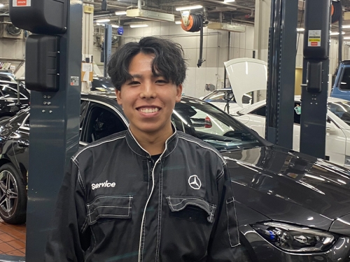 メルセデス・ベンツの自動車整備士（社員インタビューあり）正当に評価される場所へ✅先輩の声が、その証。