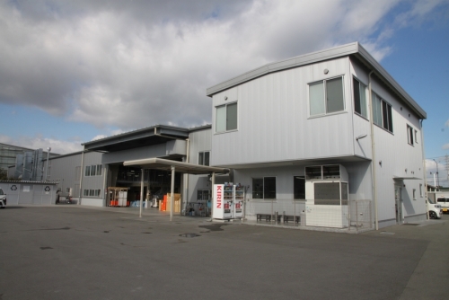 トヨタ正規ディーラーで鈑金塗装スタッフ募集✅南大阪エリアを中心とした大阪最大グループ✨