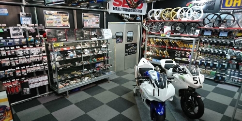 バイク用品店『SEED岡崎店』で整備士募集。創業92年の安定企業グループ