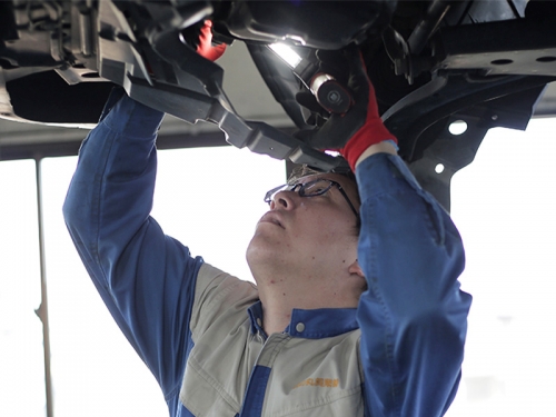 ✨面談確約！✅設備の整った環境で技術を磨ける整備士募集