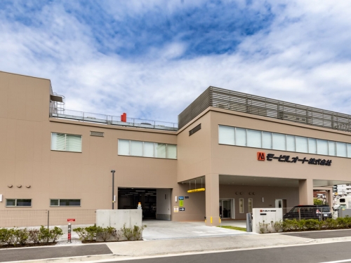 未経験&ensp;自動車整備士（月給23万～／資格取得支援／年休120日）