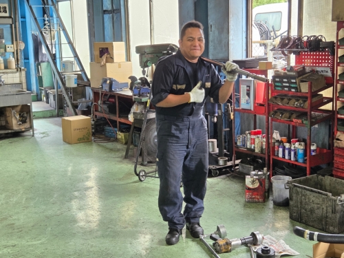 その腕と経験に、ふさわしい舞台を✅100年企業センコーが約束する、生涯の安定と尊敬。