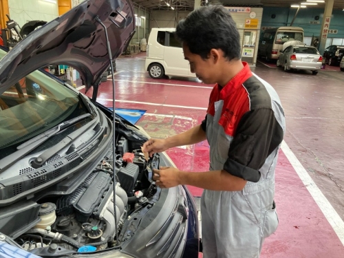 自動車検査員✋️募集！／実務経験者優遇✨IT企業ならではの次世代型整備工場✋️