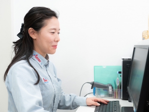 【受付・事務／SNS運用】お客様へ車の「キレイ」を届けるアルバイト✨柔軟シフトOK／未経験歓迎