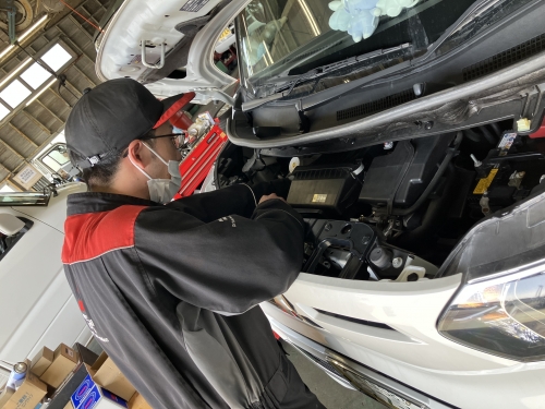 三菱ディーラー/整備士/三菱の新車無償貸与制度/10連休あり/入社日に有給休暇付与