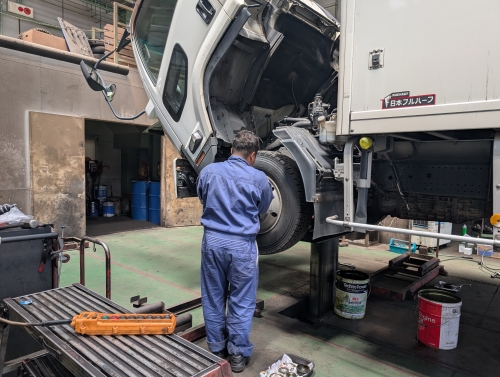 整備工賃によるインセンティブあり！★賞与年3回★残業月平均10ｈ