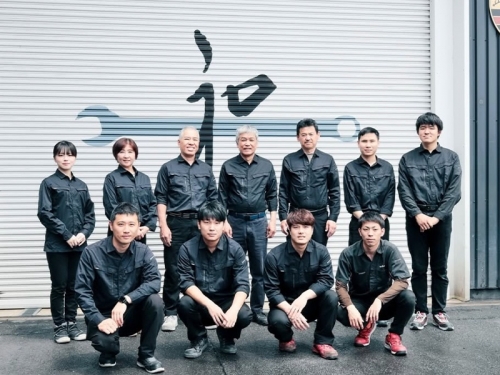 次のステージを考える経験者向け｜鈑金に集中できる環境。✅無理な残業なし✅設備充実