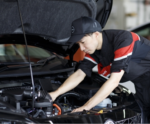 プロの整備士として一緒に働きましょう！