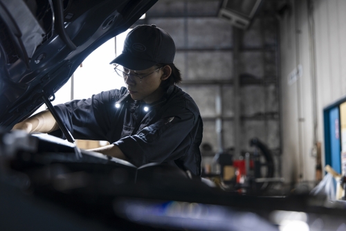 自動車整備士を募集✅面談確約（3級整備士以上の方）✨実務経験不問✅オープニングスタッフ