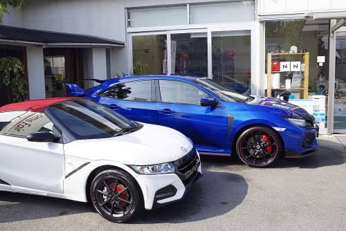 サービスフロント　経験者優遇致します