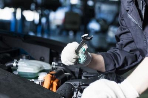 【自動車整備士】時給3,000円＋住宅手当支給