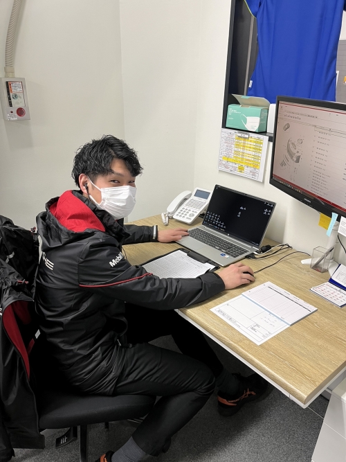 未経験OK！ポルシェの部品担当(商品管理)