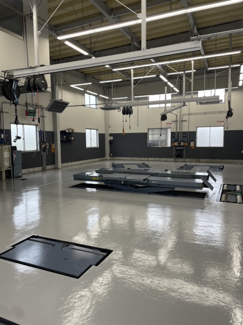 【自動車整備士メカニック】働きやすい環境の指定工場