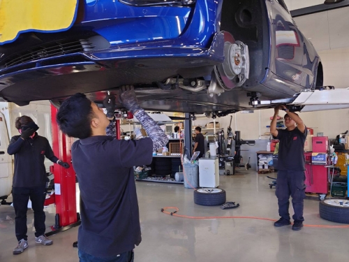 車好きの好奇心を満たす、充実の資格取得支援＆研修制度