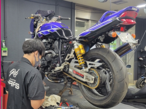 ベイサイド幸浦店ピット3